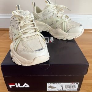 FILA Electrove 2 NWB